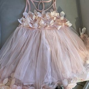 Beautiful flowy dress 3t